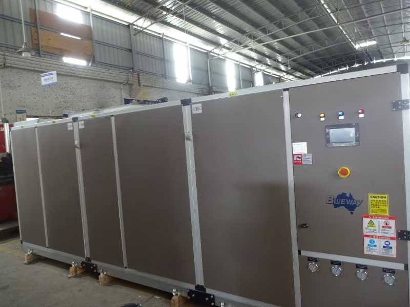 အချိန်မီကယ်နှုတ်တော်မူပါ။ မိုးလုံလေလုံရေကူးကန်ပတ်ဝန်းကျင်စနစ်